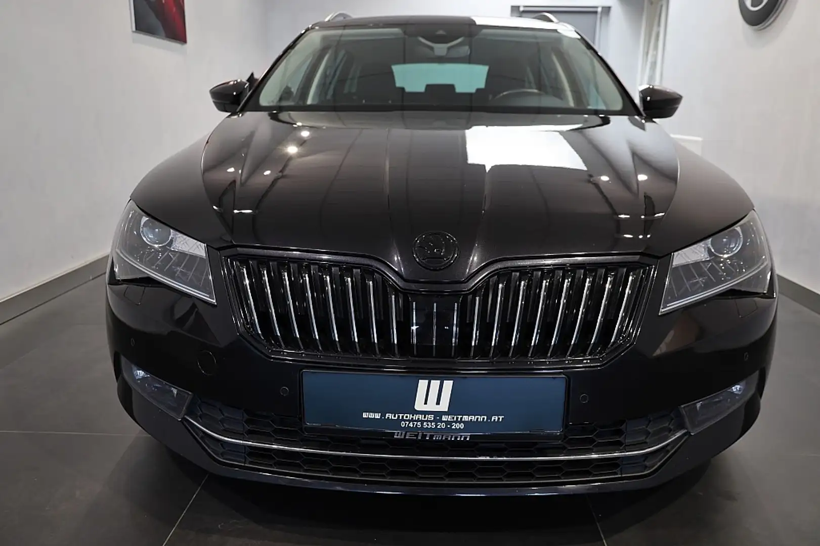Vehicle image, number 7