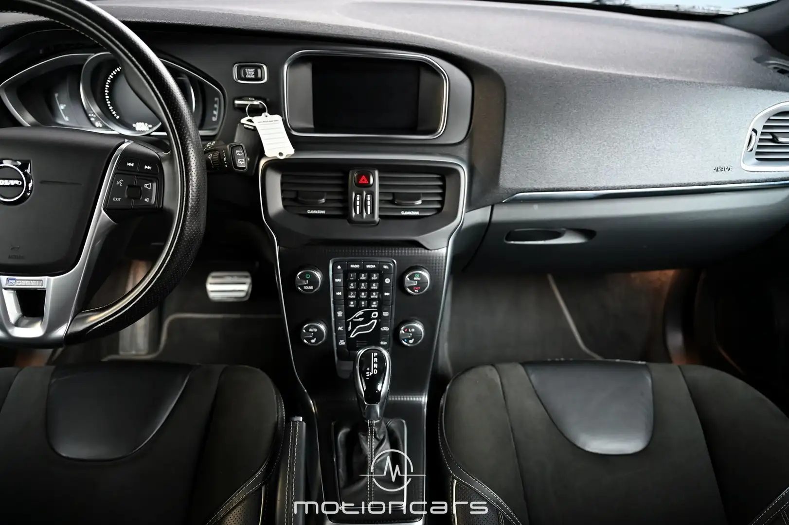 Vehicle image, number 14