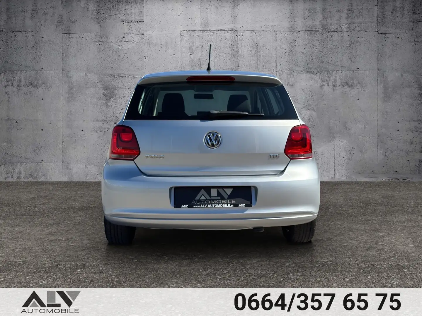 Vehicle image, number 6