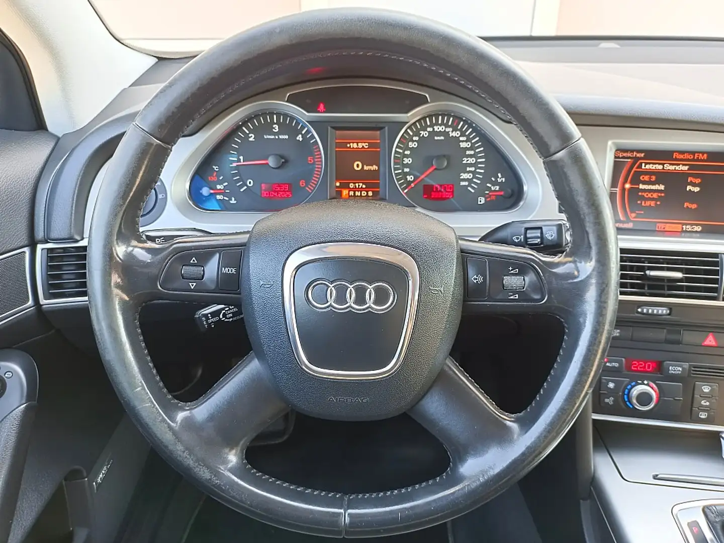 Vehicle image, number 15