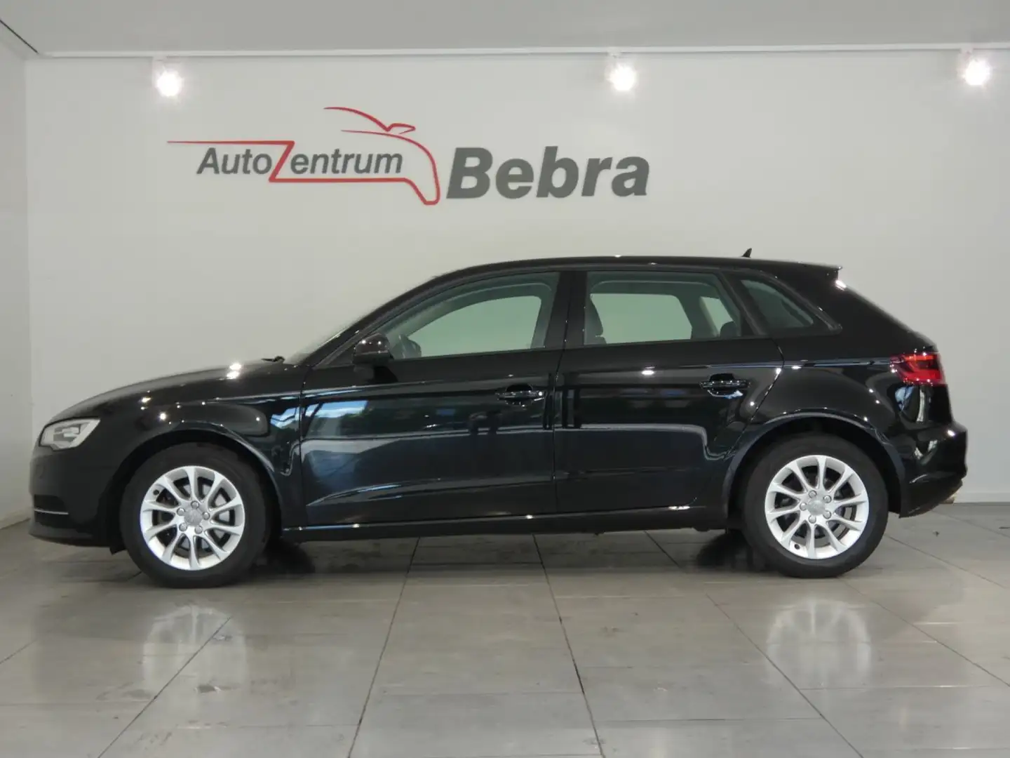 Vehicle image, number 5