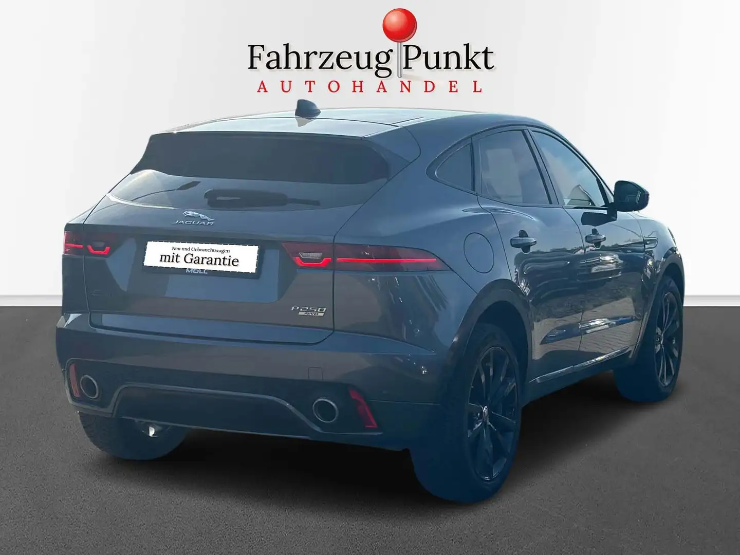 Vehicle image, number 4