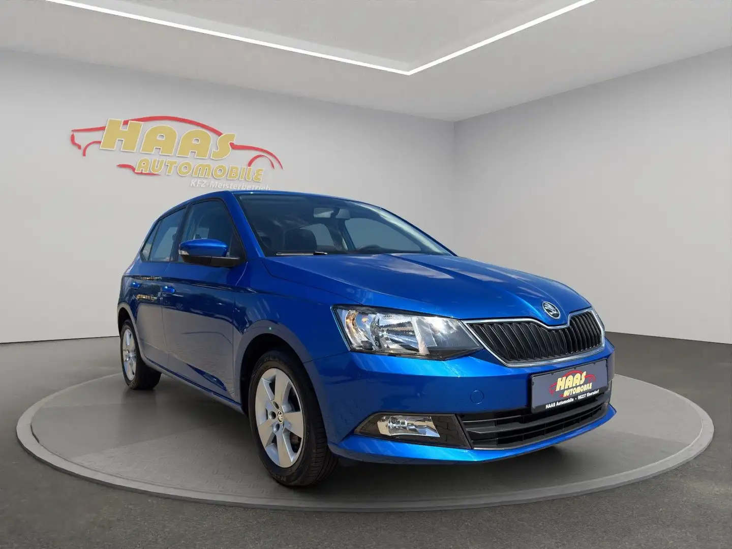 Vehicle image, number 3