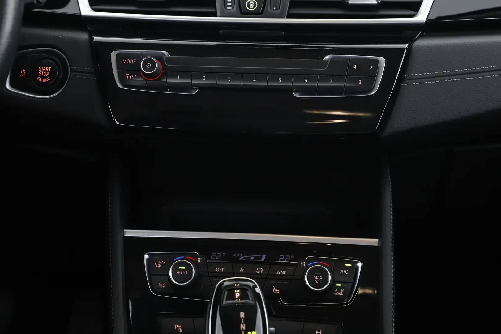 Vehicle image, number 13