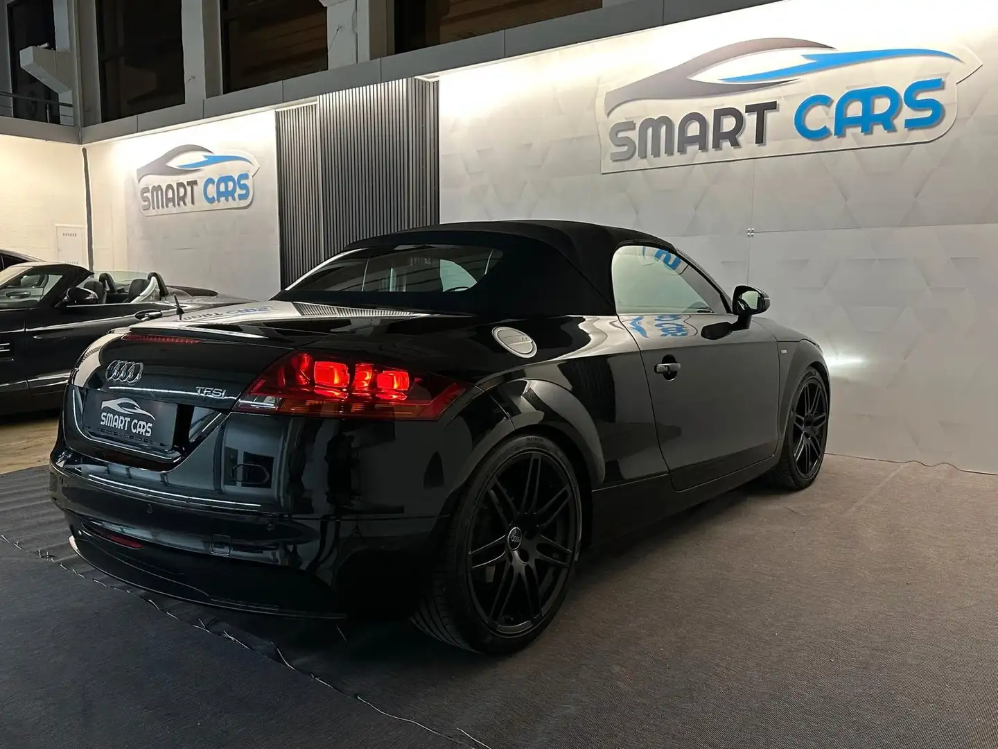 Vehicle image, number 4