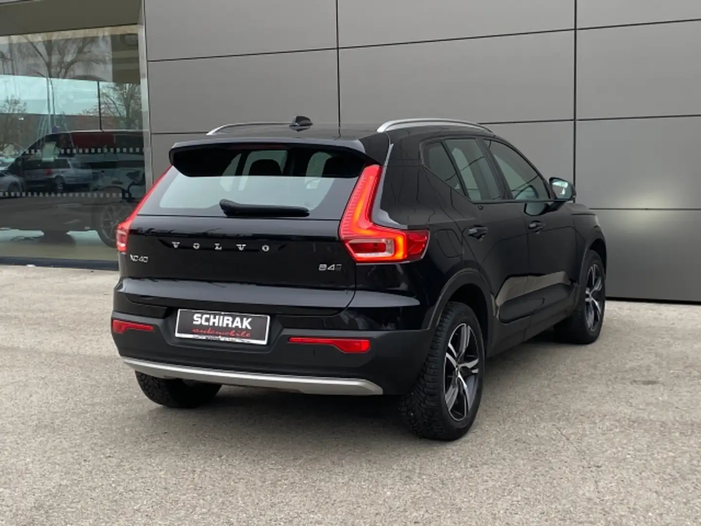 Vehicle image, number 5