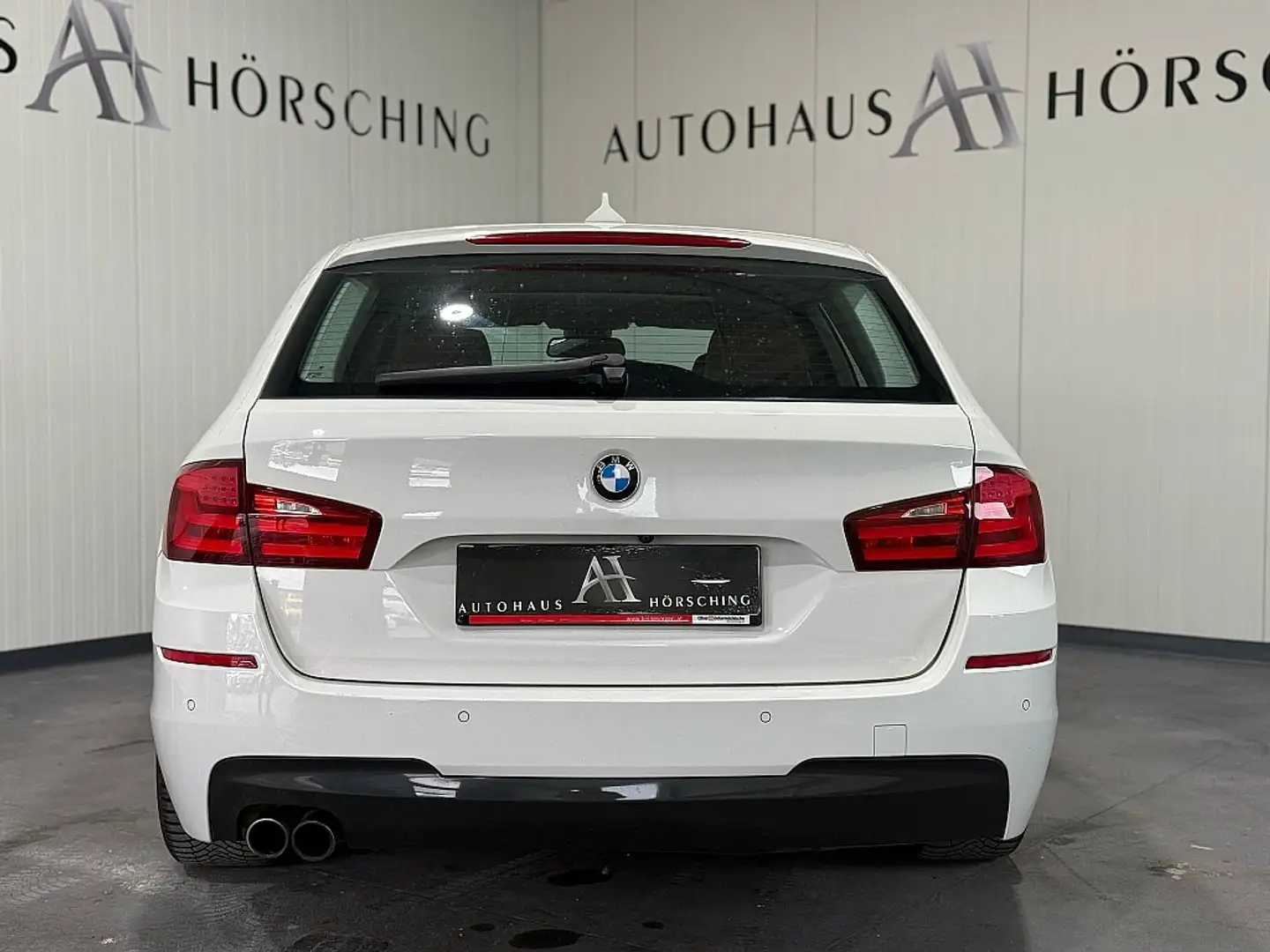 Vehicle image, number 6