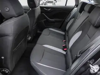 Vehicle image thumbnail, number 15