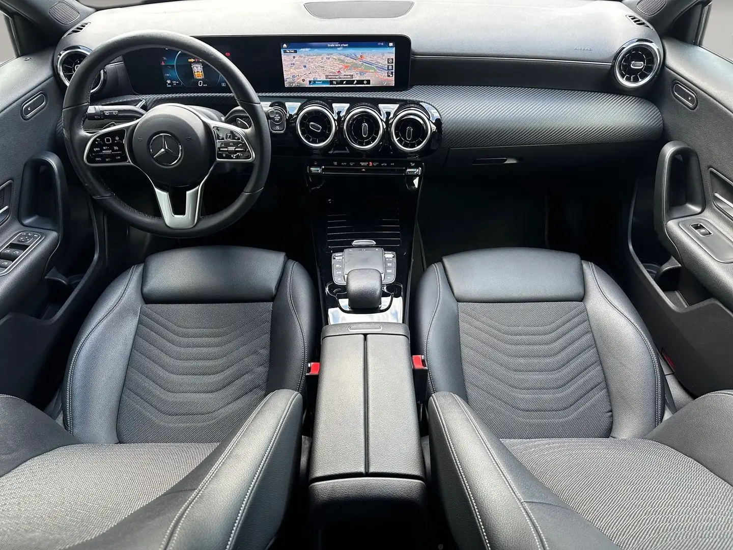 Vehicle image, number 15
