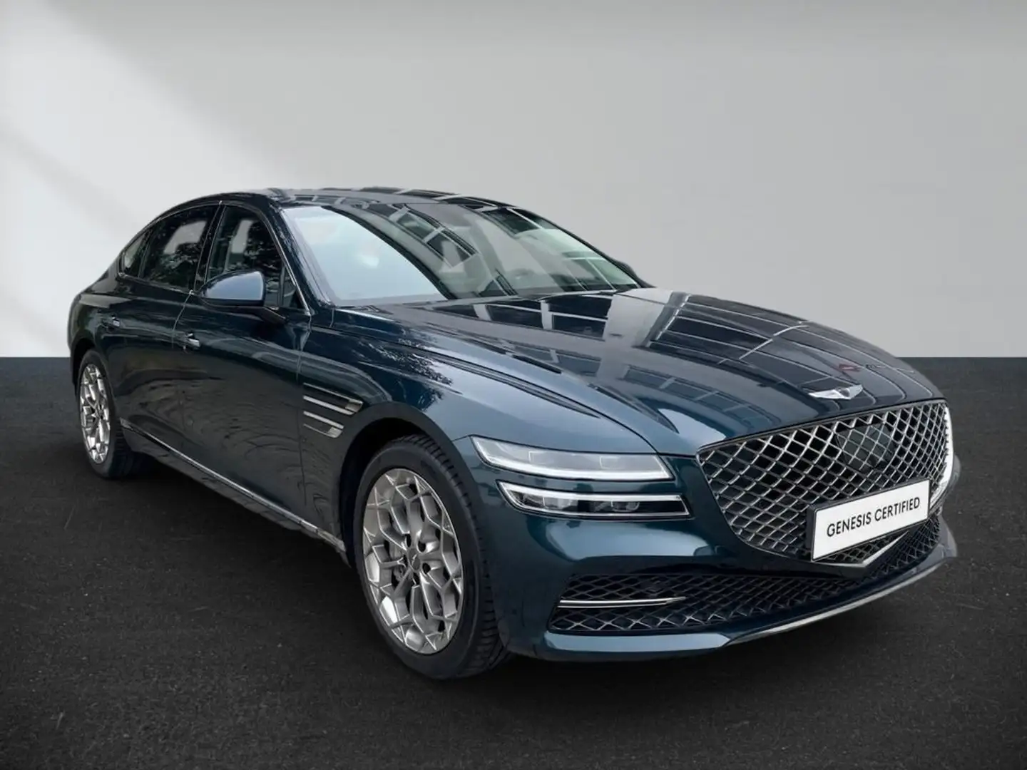Vehicle image, number 2