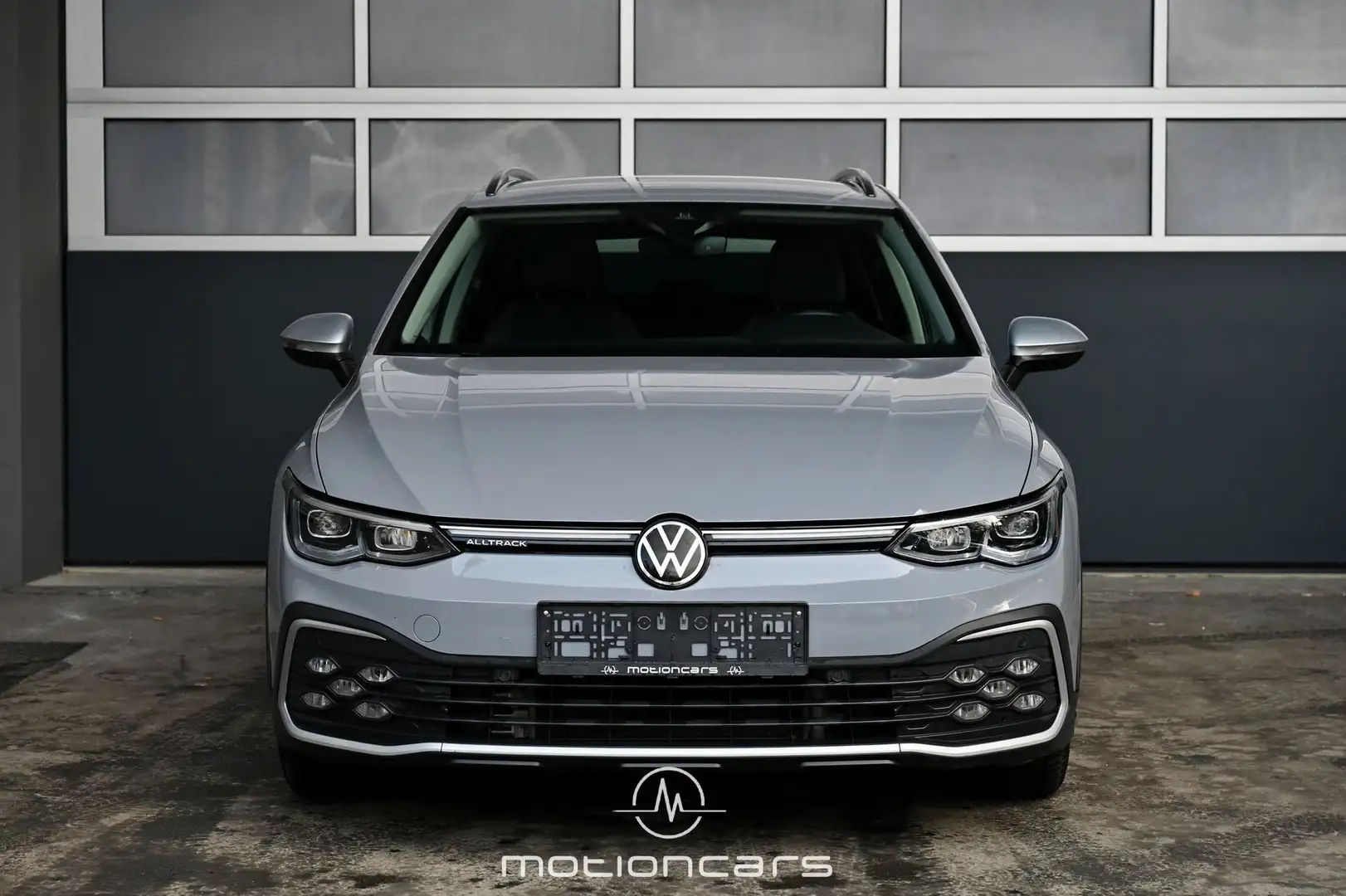 Vehicle image, number 3