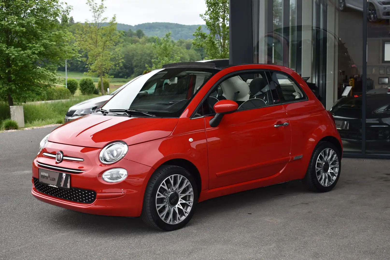 Vehicle image, number 4
