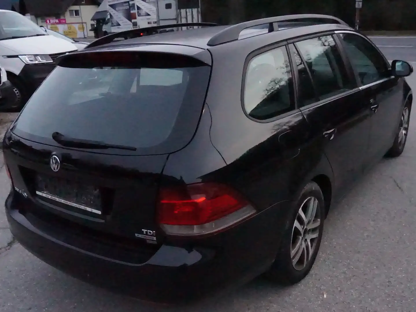 Vehicle image, number 8