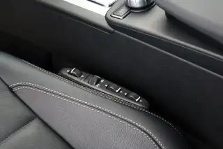 Vehicle image thumbnail, number 12