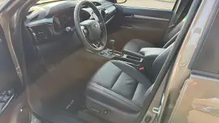 Vehicle image thumbnail, number 9