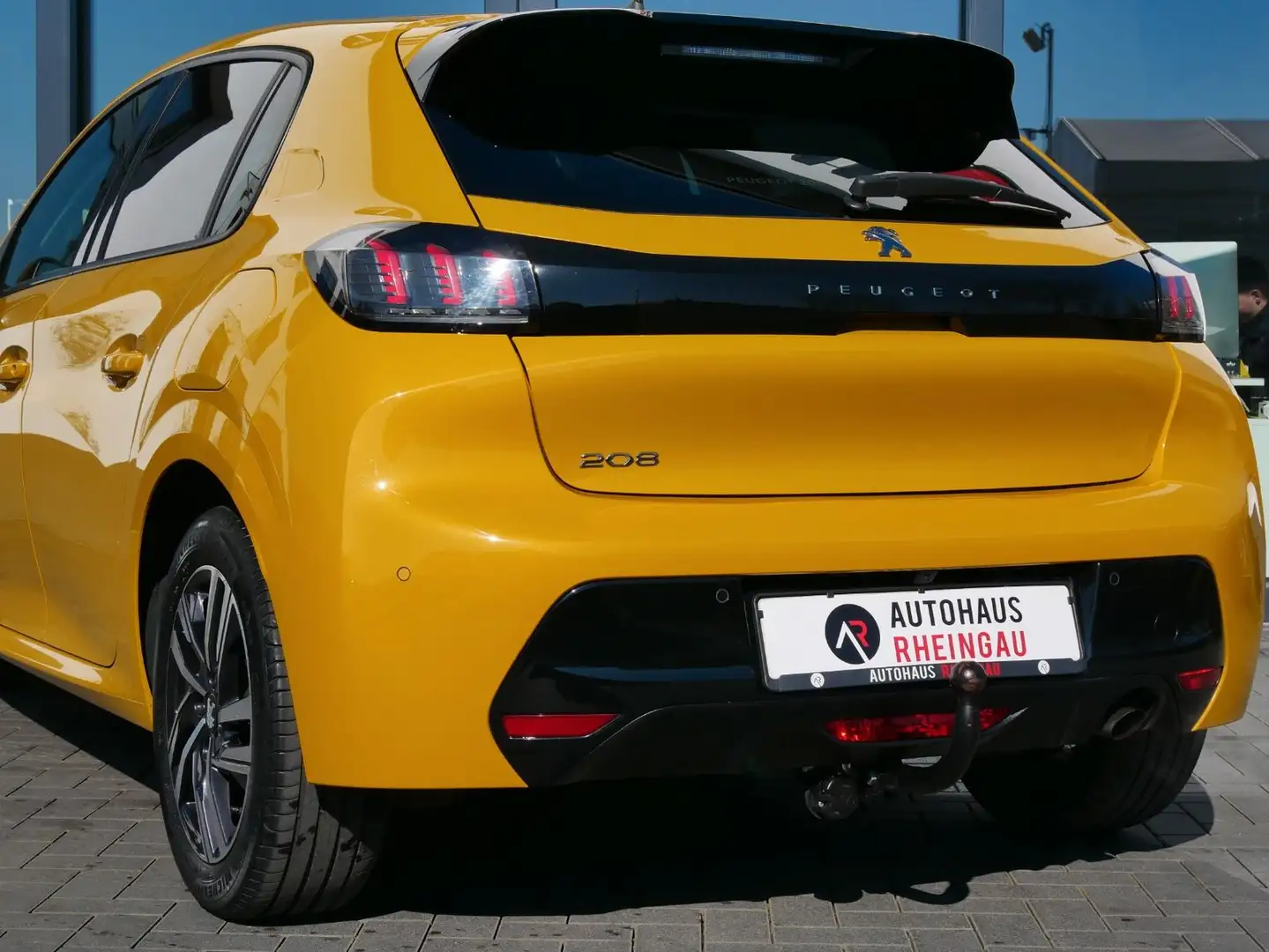 Vehicle image, number 19
