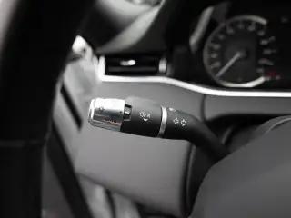 Vehicle image thumbnail, number 18