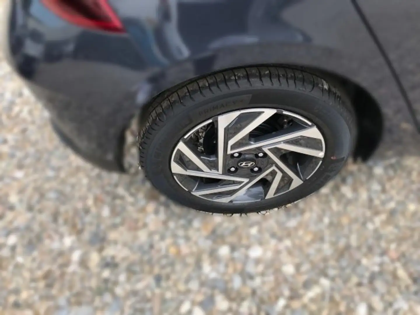 Vehicle image, number 7