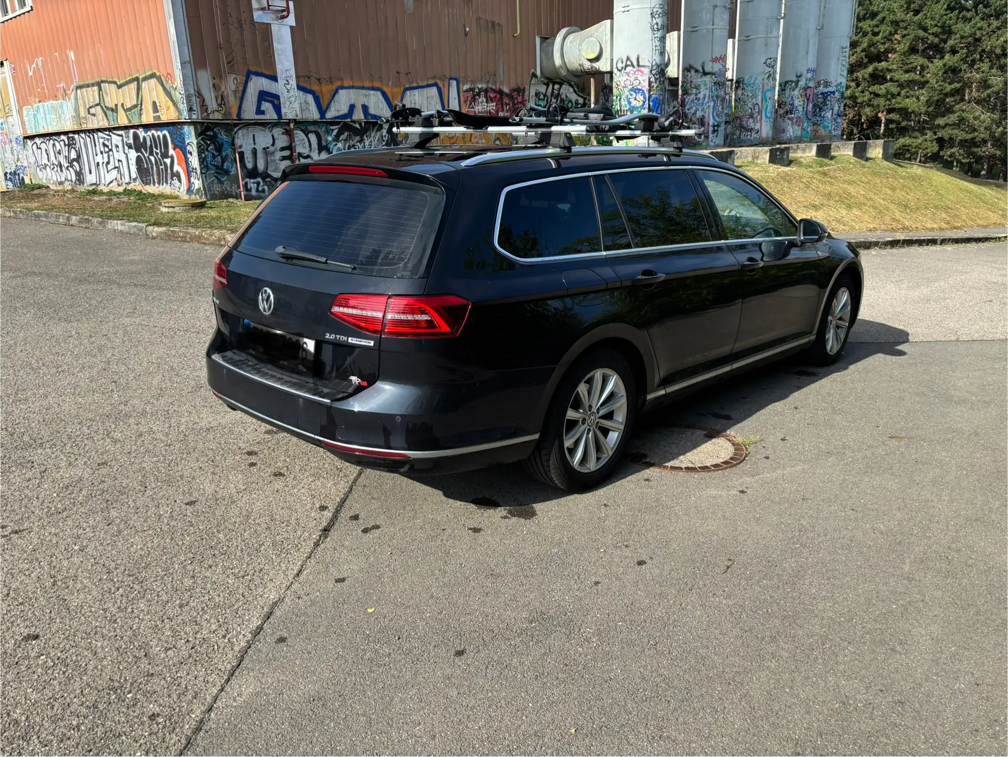 Vehicle image, number 1