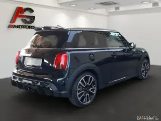 Vehicle image thumbnail, number 5