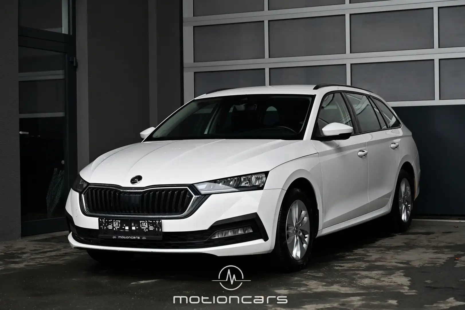 Vehicle image, number 1
