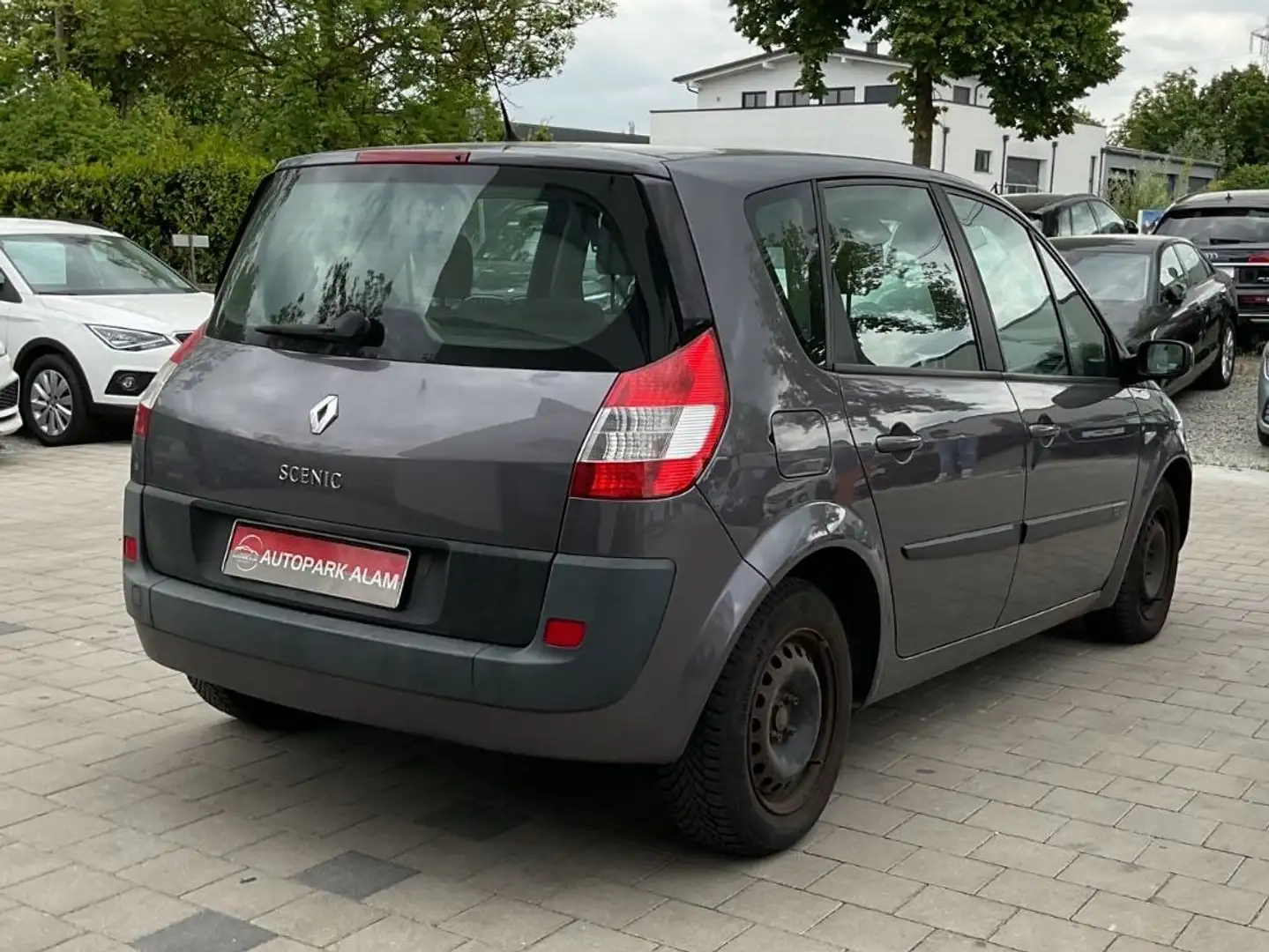 Vehicle image, number 5