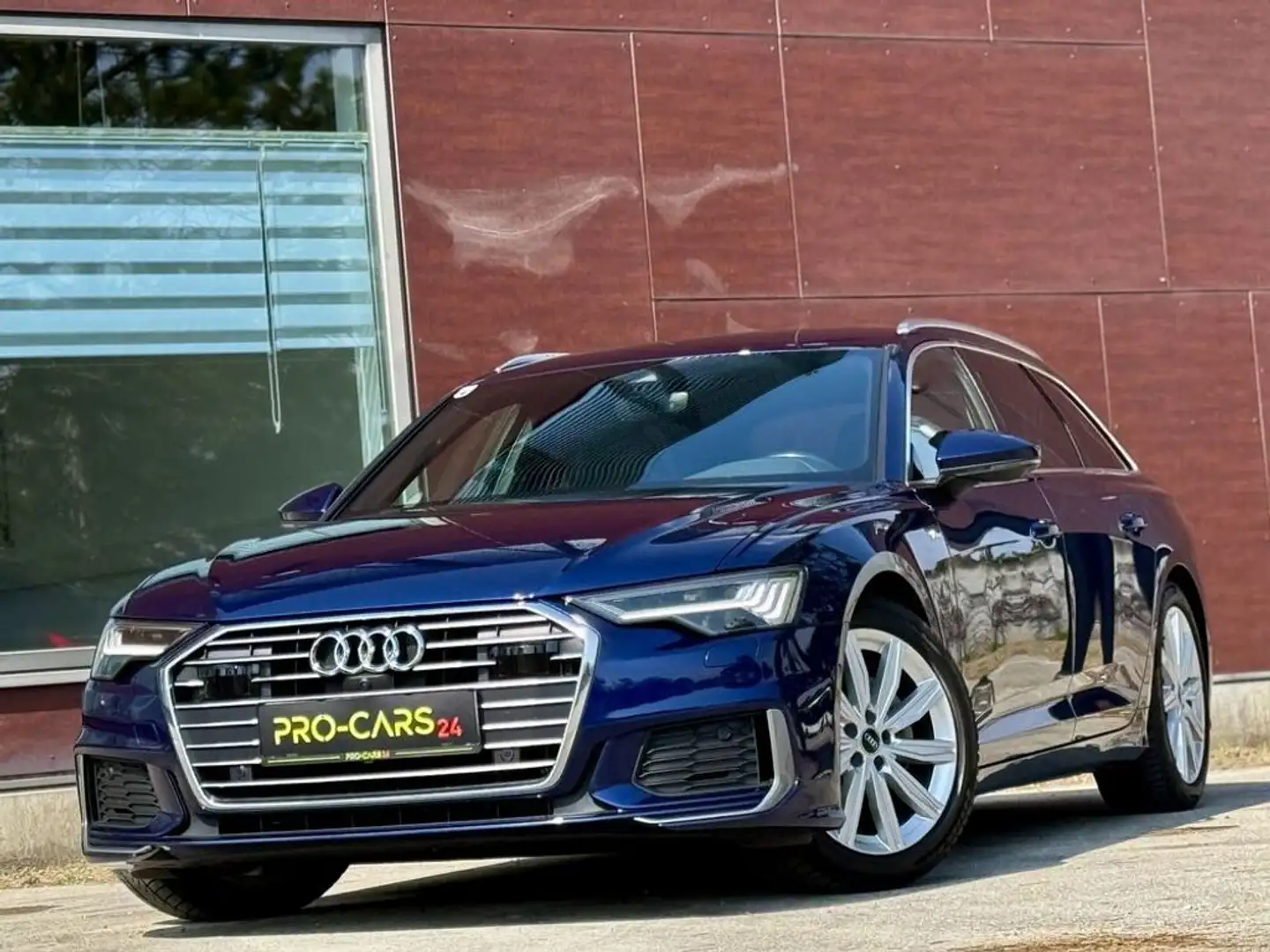 Vehicle image, number 8