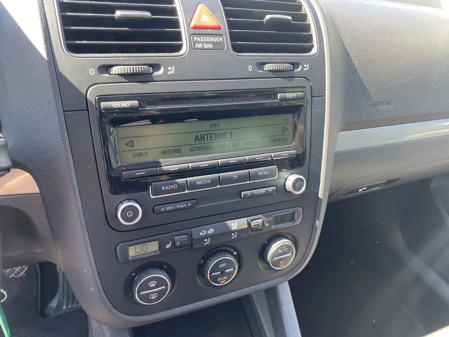 Vehicle image, number 5