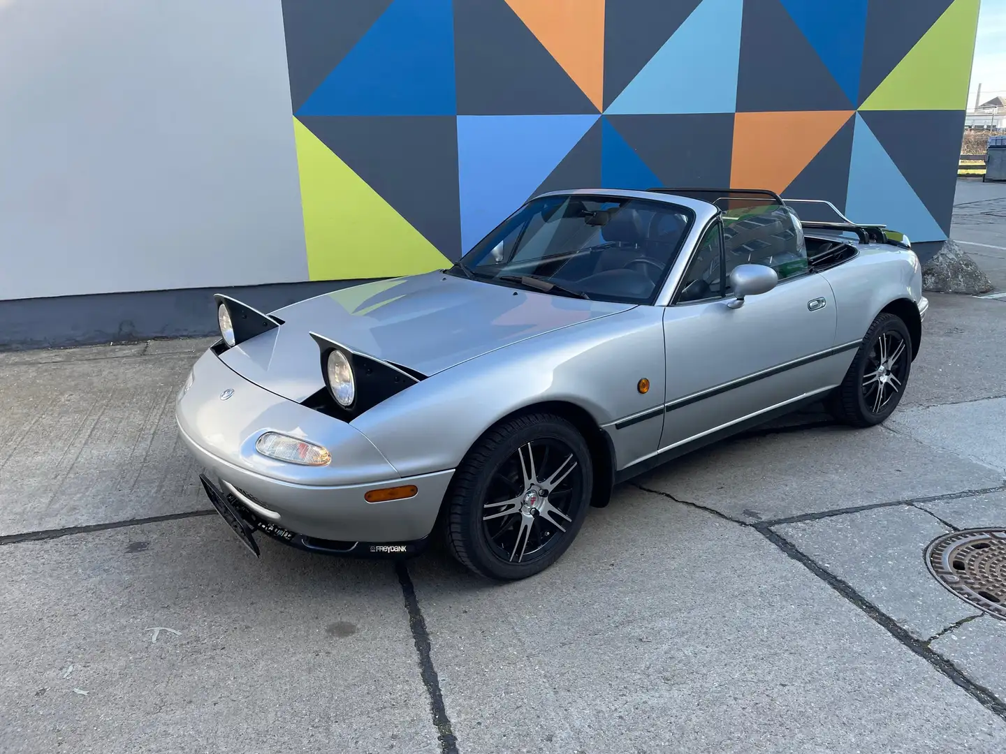 Vehicle image, number 2