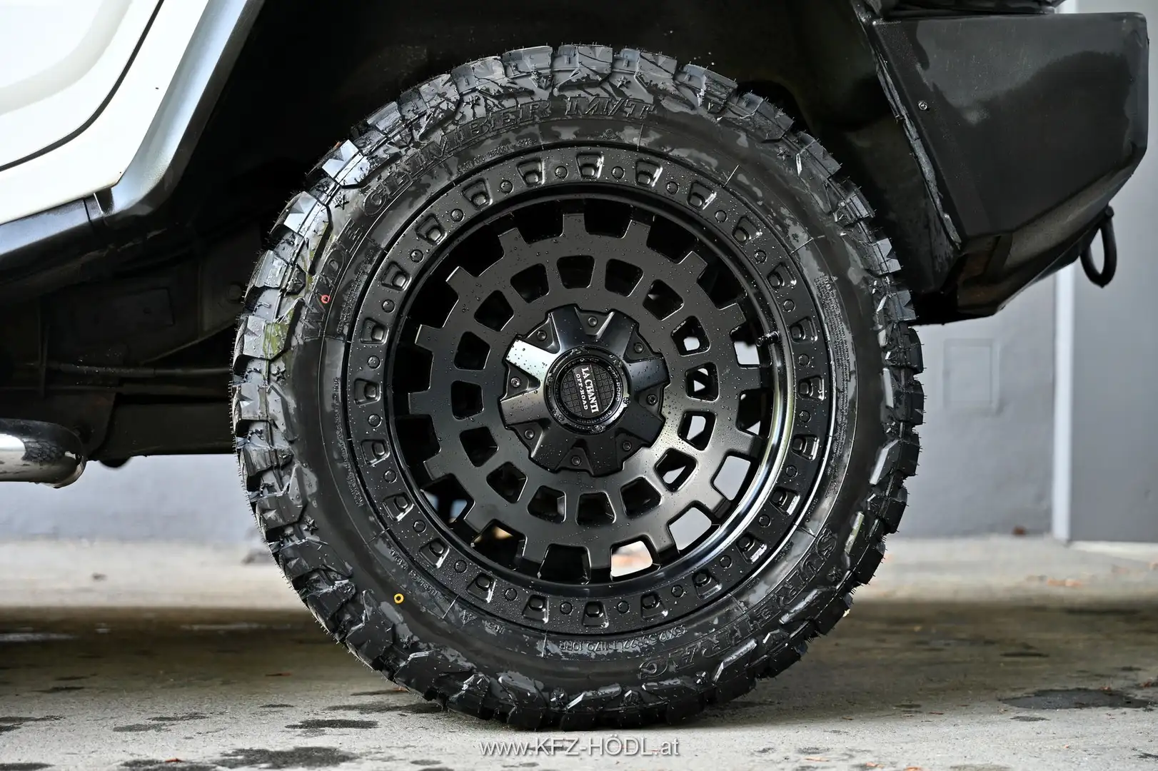 Vehicle image, number 8