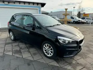 Vehicle image thumbnail, number 3