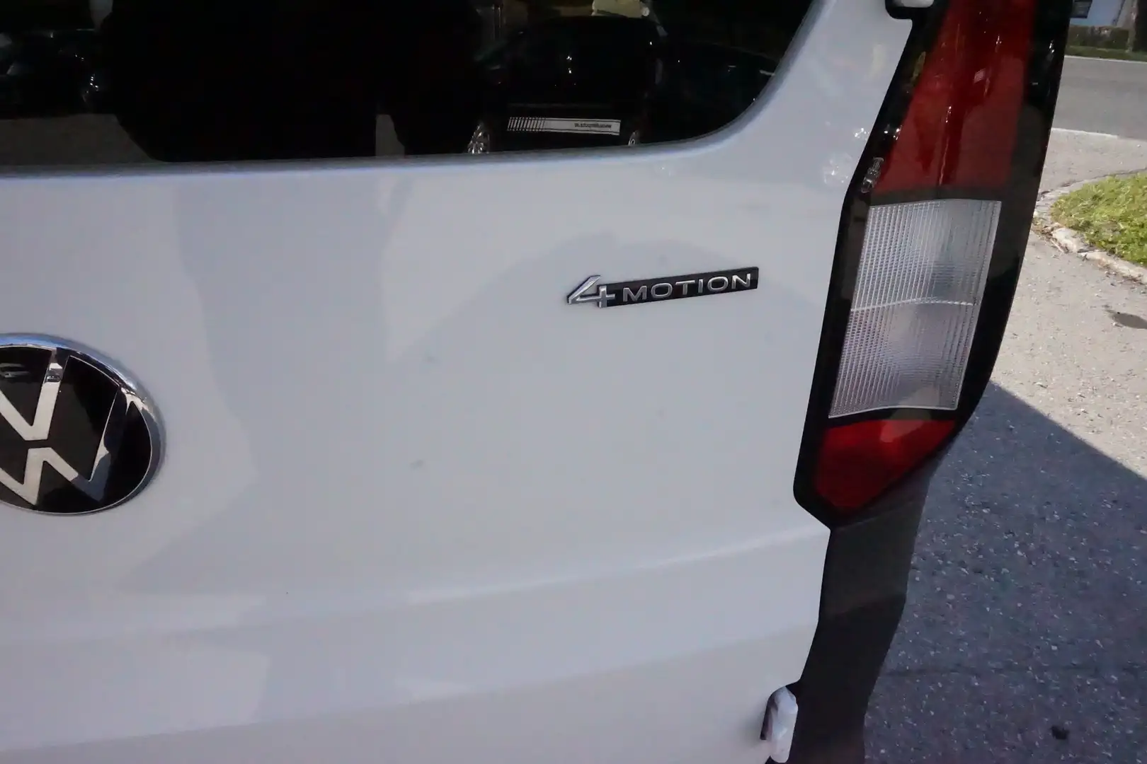 Vehicle image, number 7
