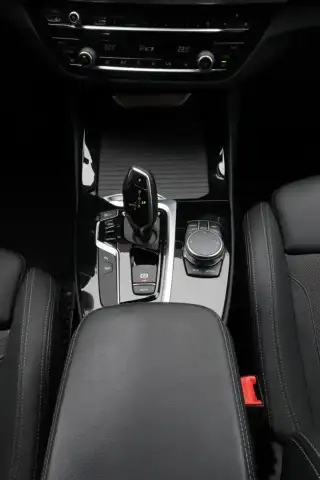 Vehicle image thumbnail, number 13