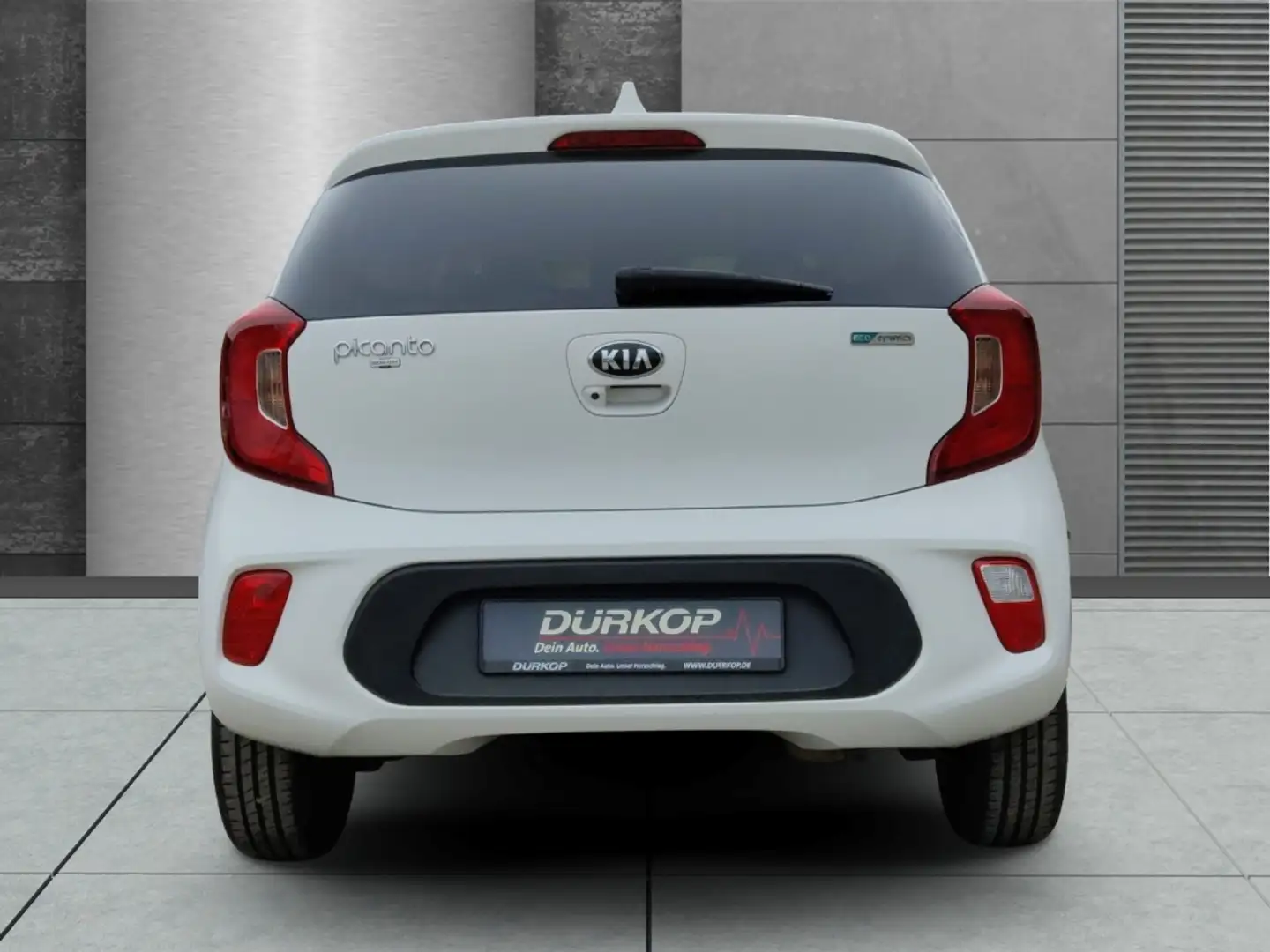 Vehicle image, number 6