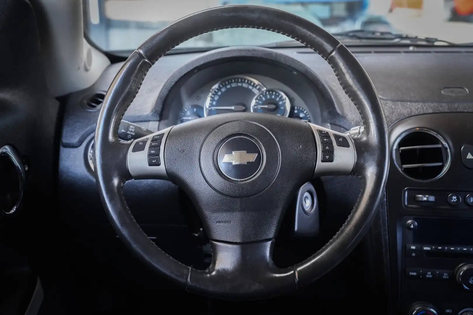 Vehicle image, number 9