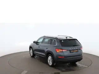 Vehicle image thumbnail, number 4