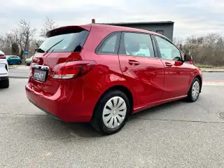 Vehicle image thumbnail, number 5