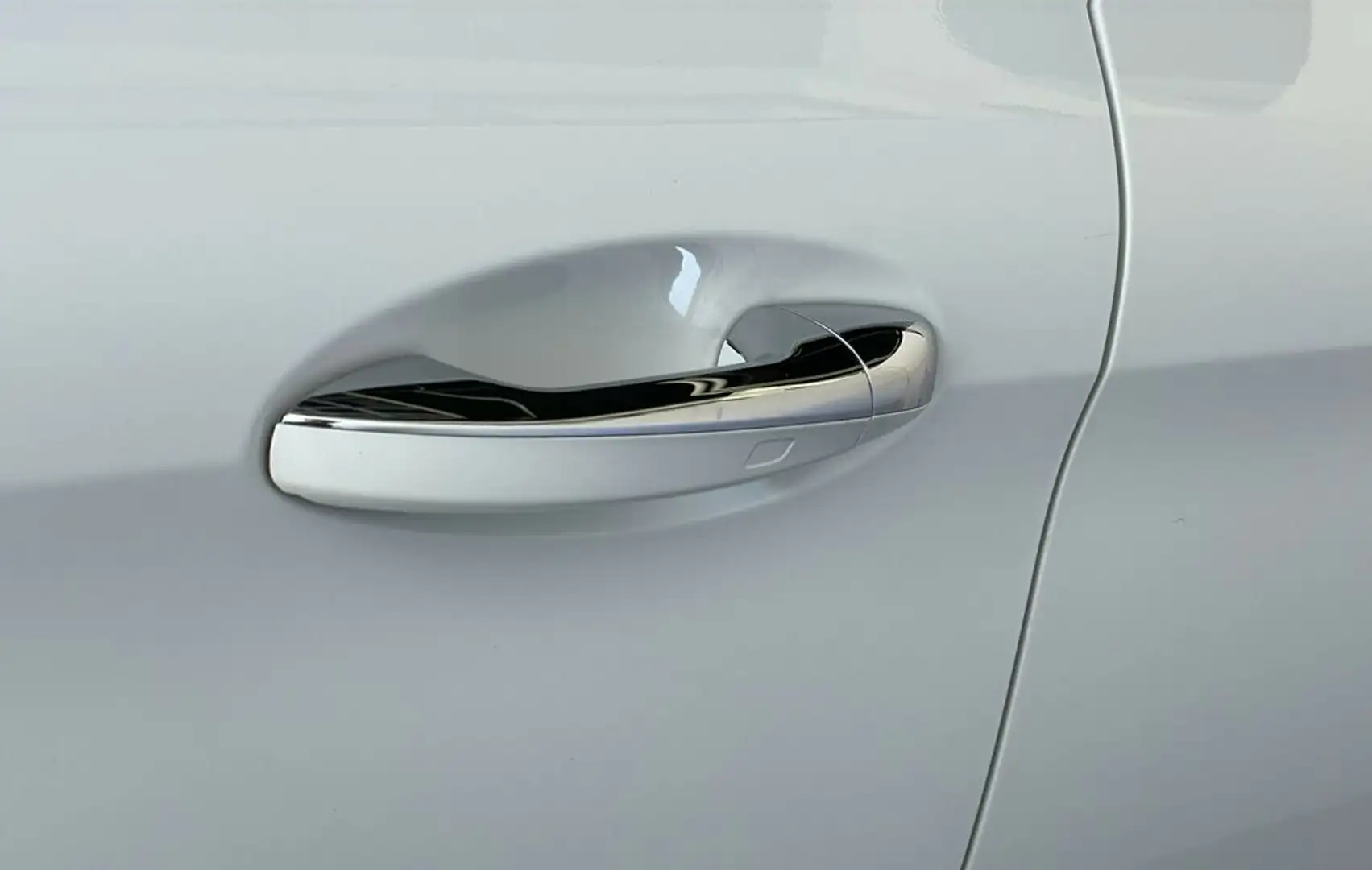 Vehicle image, number 15
