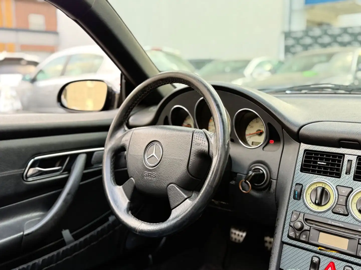 Vehicle image, number 18