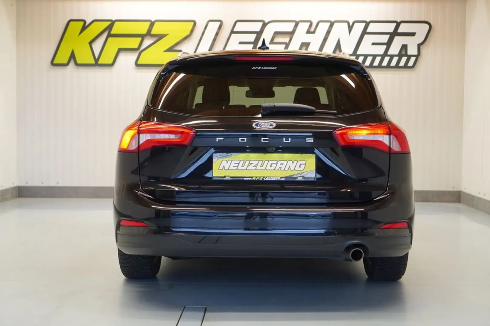 Vehicle image, number 5