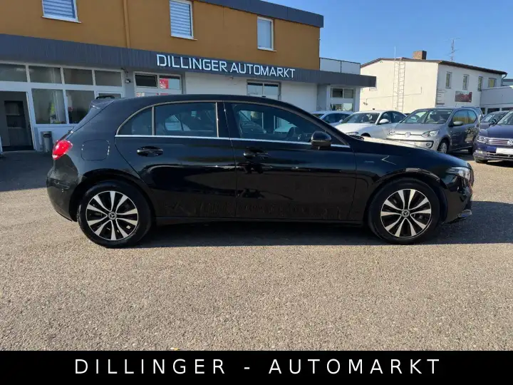 Additional image of the vehicle