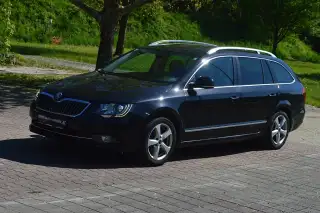 Vehicle image thumbnail, number 6