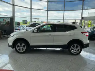 Vehicle image thumbnail, number 8
