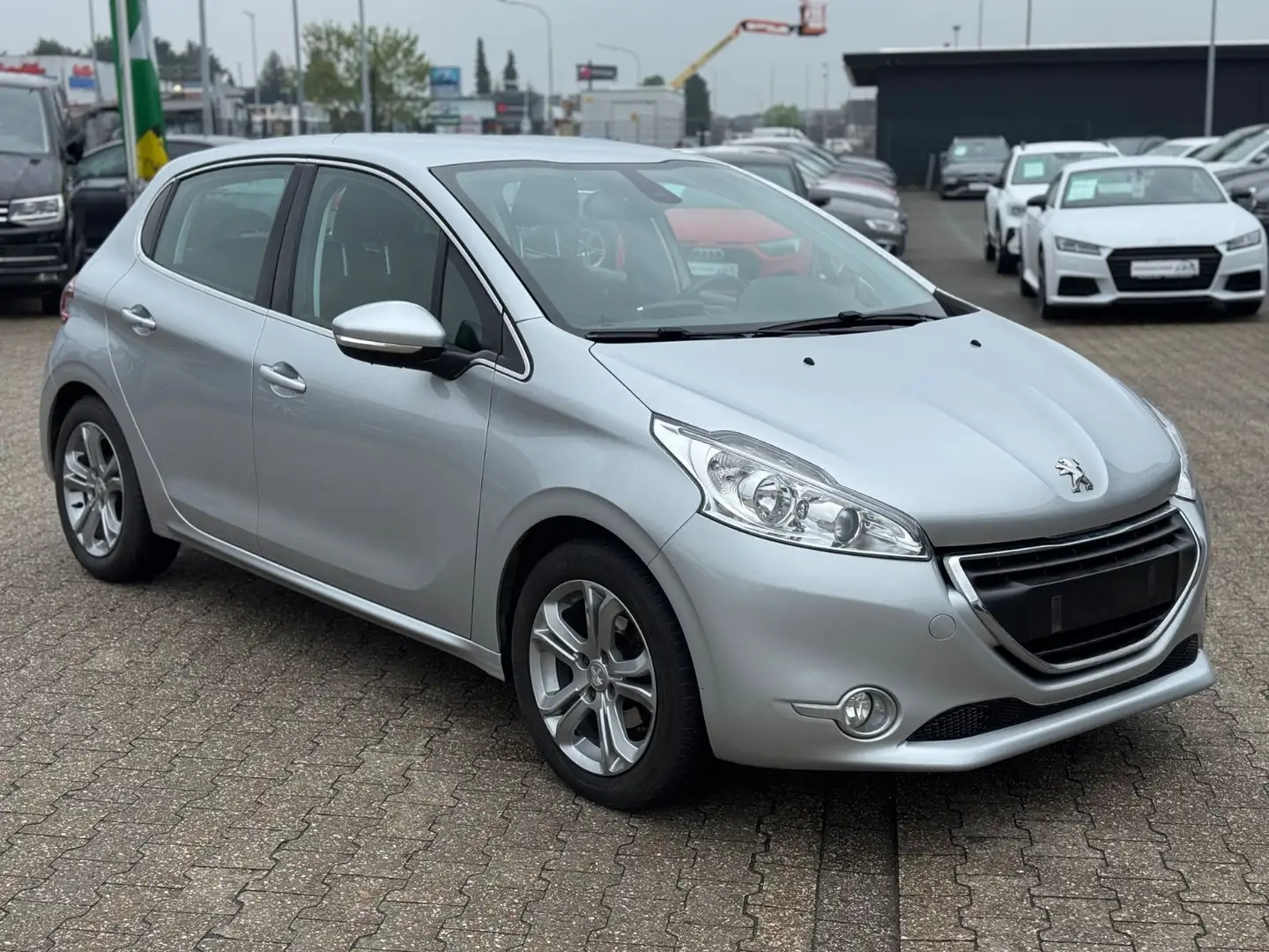 Vehicle image, number 2