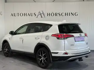 Vehicle image thumbnail, number 4