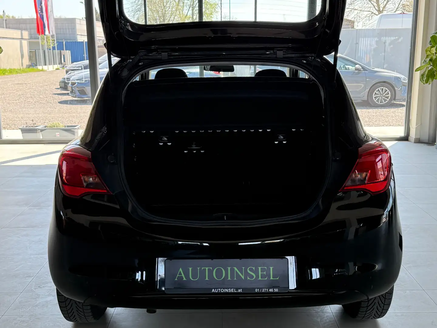 Vehicle image, number 5