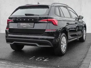 Vehicle image thumbnail, number 4