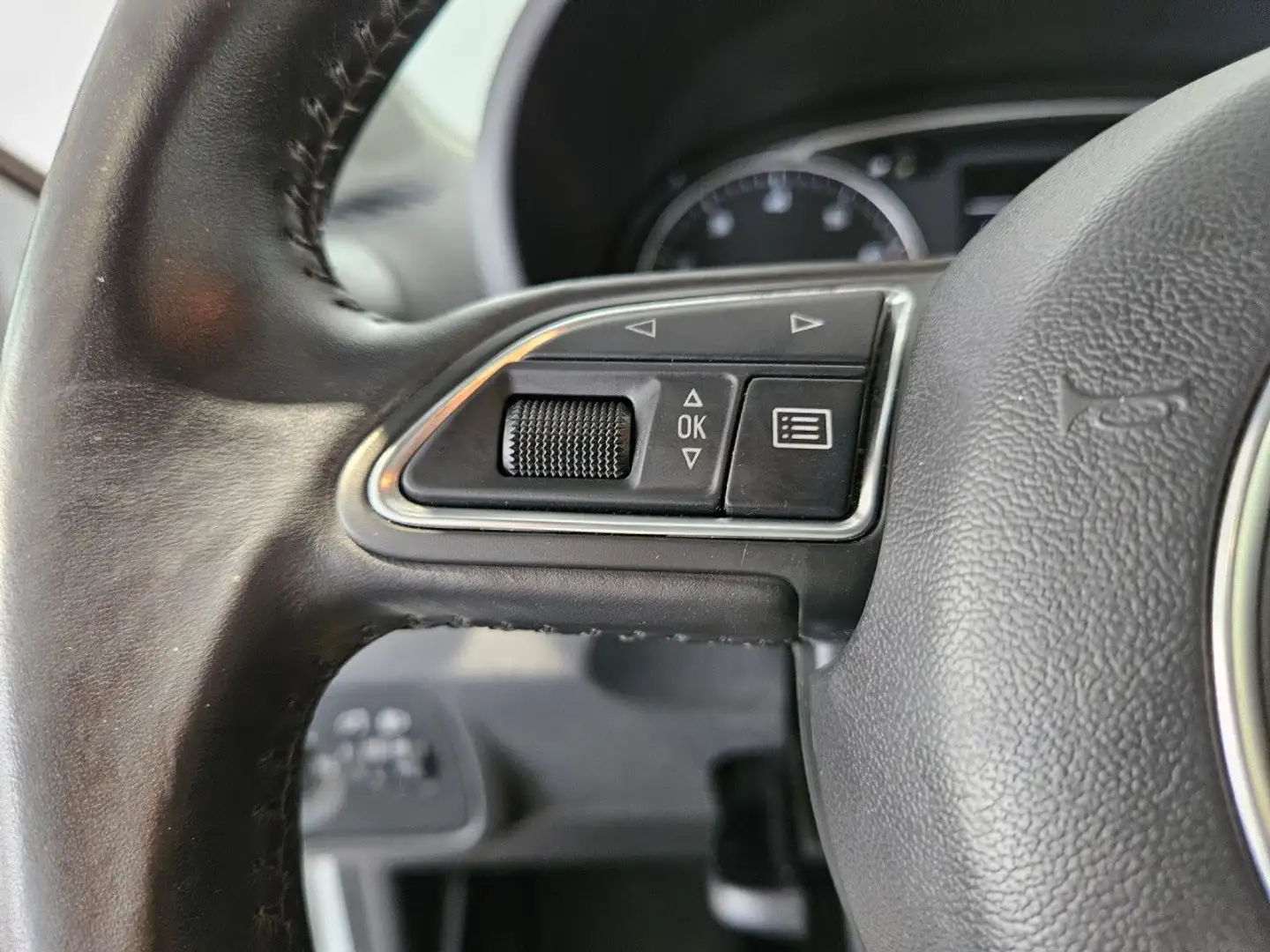 Vehicle image, number 7