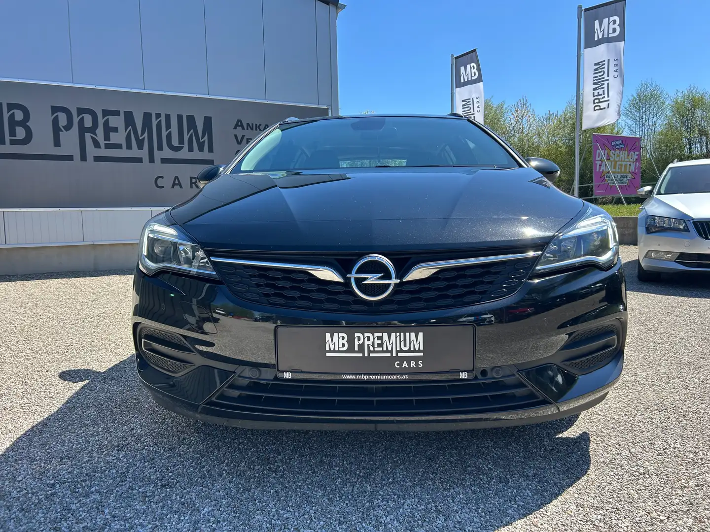 Vehicle image, number 6