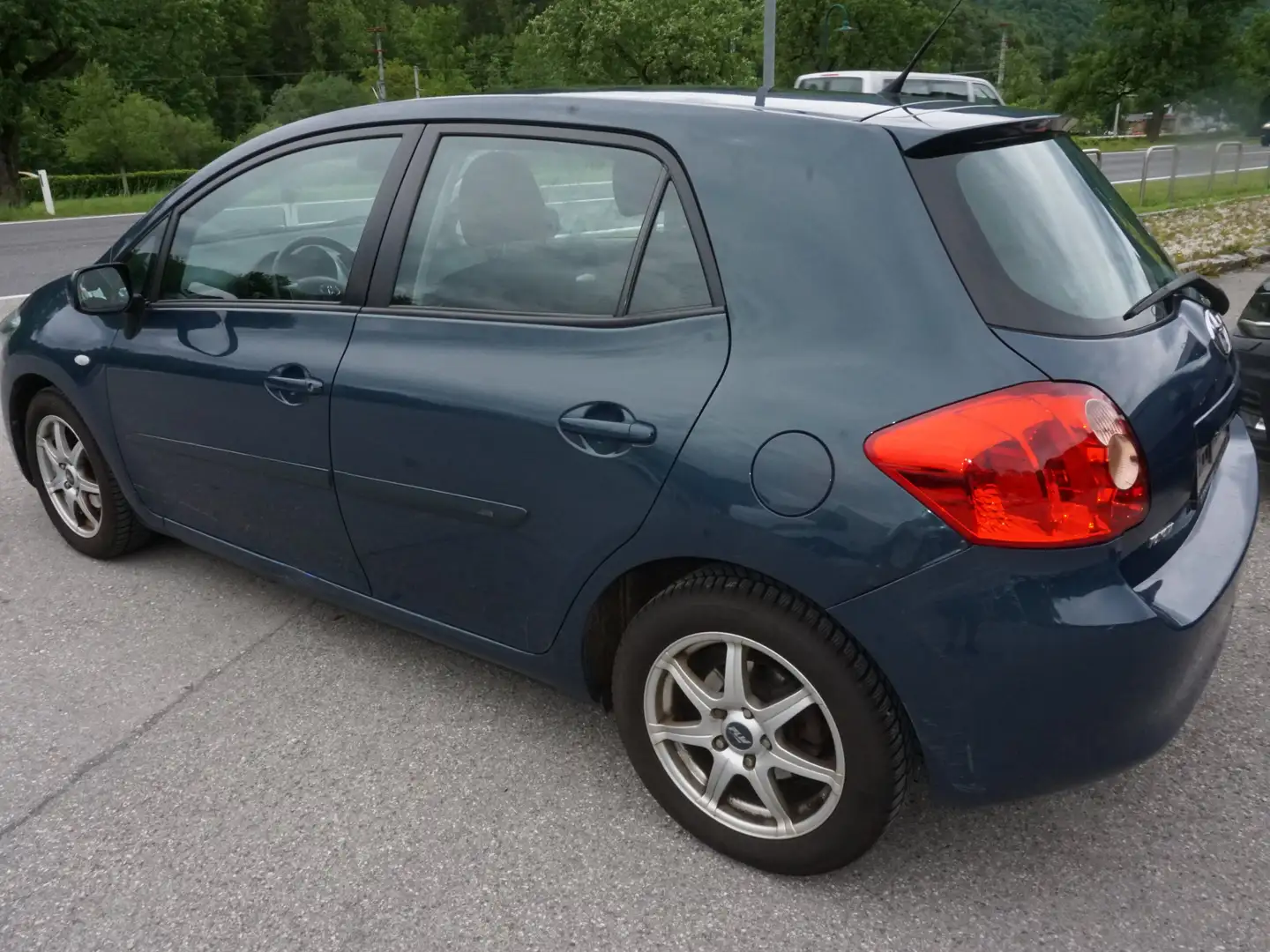 Vehicle image, number 4